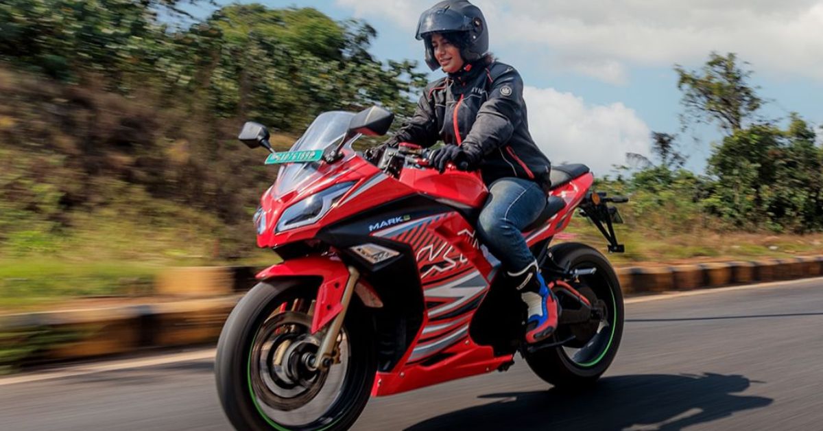 KM300 इलेक्ट्रिक बाइक ने लॉन्च होते ही मचाया तहलका, सिंगल चार्ज में 178 किलोमीटर, स्पोर्टी लुक, लल्लनटॉप फ़ीचर्स