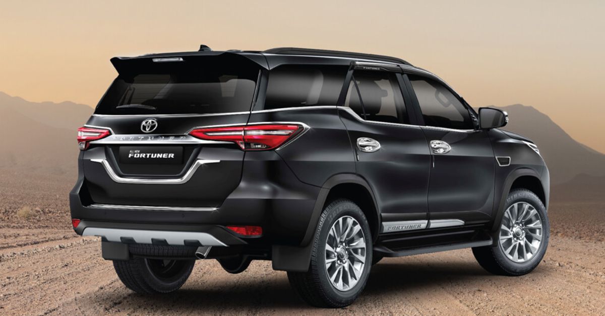 Toyota की New Fortuner की जबरदस्त फ़ीचर्स और लुक को देख हुए दीवाने, जानिए इसकी स्पेसिफिकेशन्स, कीमत
